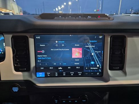 New 2025 Ford Bronco Heritage Edition image 33