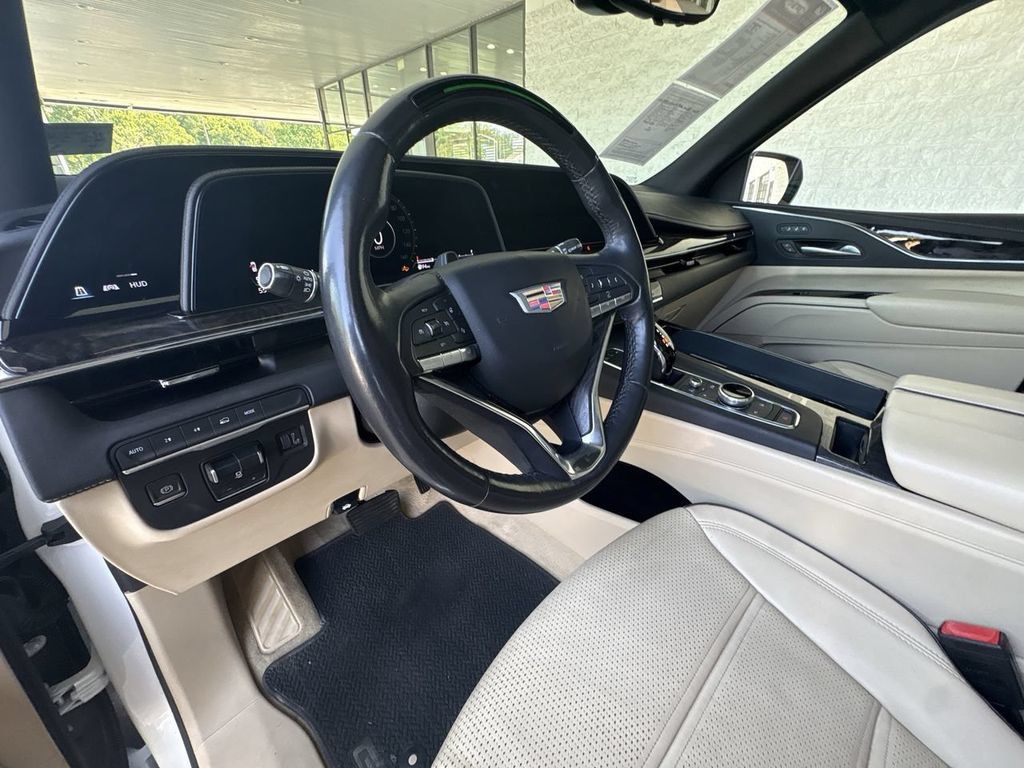 Certified 2023 Cadillac Escalade Premium Luxury w/ Performance Package AWD/4WD image 10