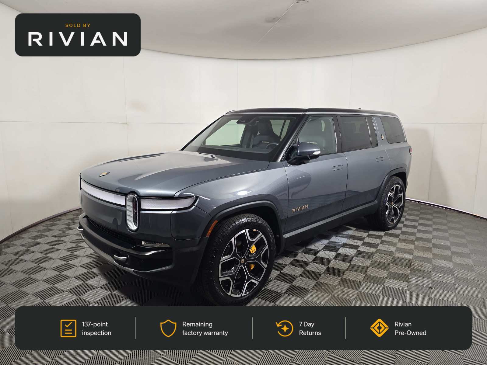 Used 2022 Rivian R1S Launch Edition Quad AWD/4WD image 1