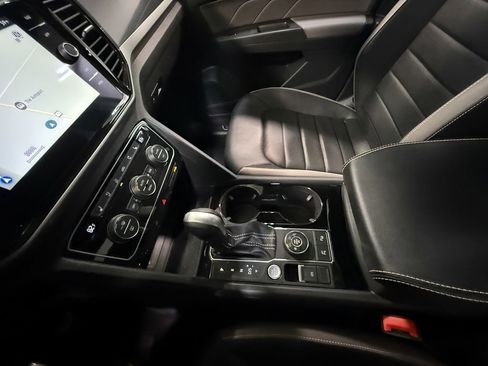 Used 2023 Volkswagen Atlas Cross Sport SEL Premium R-Line image 84