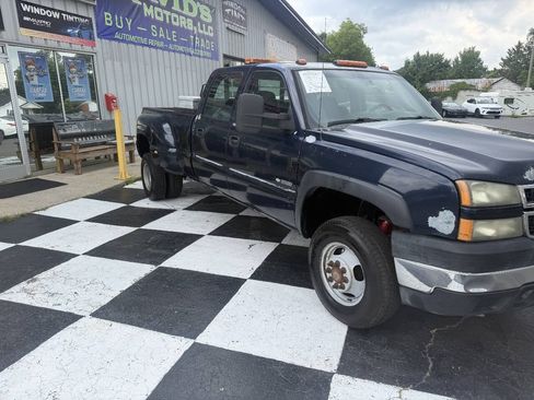Used 2006 Chevrolet Silverado 3500 4x4 Crew Cab w/ Skid Plate Package image 4