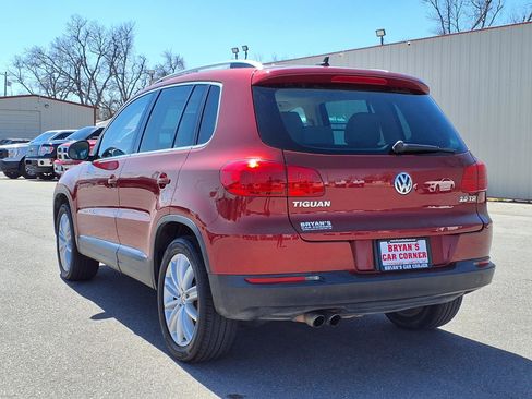 Used 2012 Volkswagen Tiguan S image 3