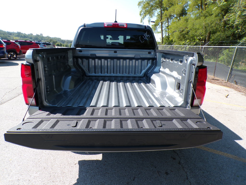 New 2026 Chevrolet Colorado Z71 w/ Technology Package AWD/4WD image 18
