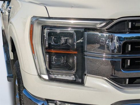 Used 2021 Ford F150 Lariat w/ Equipment Group 502A High image 9