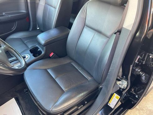 Used 2008 Chevrolet Impala SS w/ Convenience Package image 23