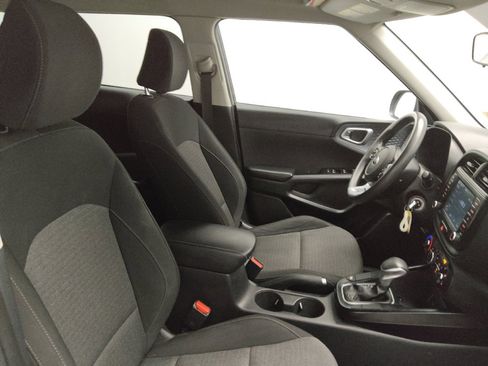 Used 2020 Kia Soul S FWD image 21