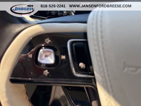 Used 2023 Lincoln Aviator Reserve image 18