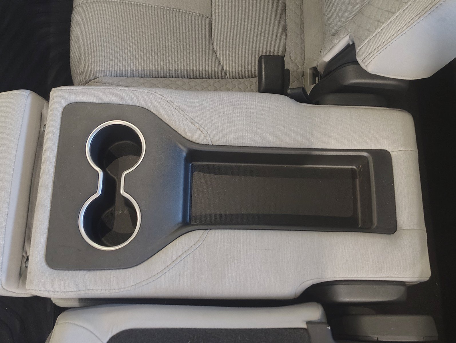 Used 2023 Honda Pilot LX image 32