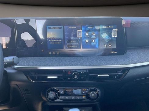 New 2026 Nissan Kicks SV w/ SV Premium Package image 6