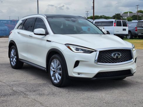 Used 2022 INFINITI QX50 Luxe FWD image 3
