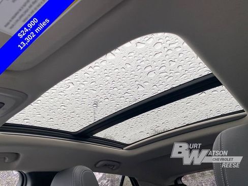 Used 2023 Buick Encore GX Essence w/ Experience Buick Package image 20