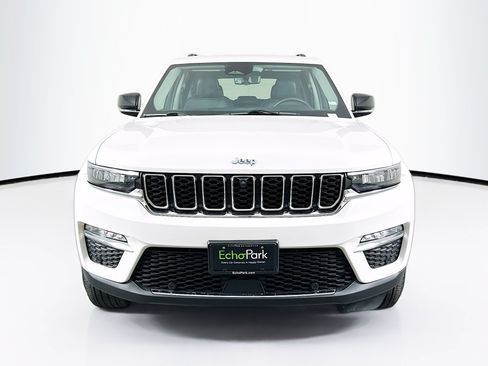 Used 2023 Jeep Grand Cherokee 4WD 4xe w/ Luxury Tech Group II image 2