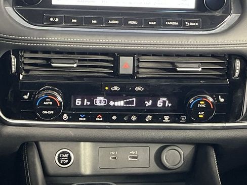 Certified 2023 Nissan Rogue SL w/ SL Premium Package AWD/4WD image 19