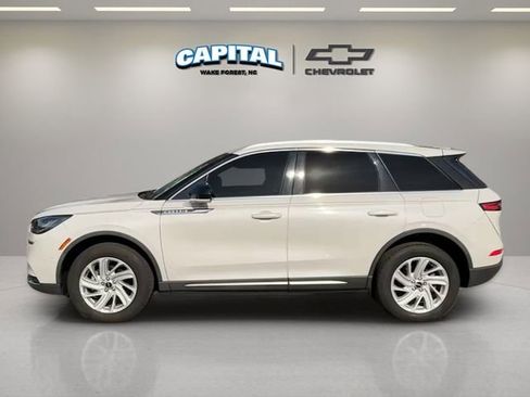 Used 2022 Lincoln Corsair FWD image 2