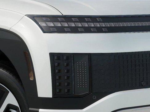 New 2026 Hyundai Ioniq 9 S image 9