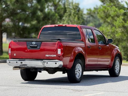 Used 2016 Nissan Frontier SV w/ SV Value Truck Package RWD image 11