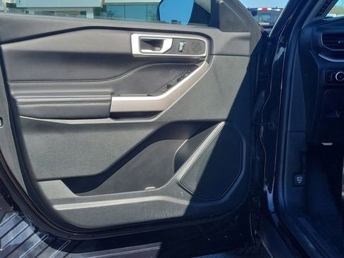 Certified 2023 Ford Explorer XLT w/ Equipment Group 202A AWD/4WD image 10