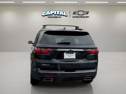 Used 2023 Chevrolet Traverse Premier w/ Redline Edition image 4