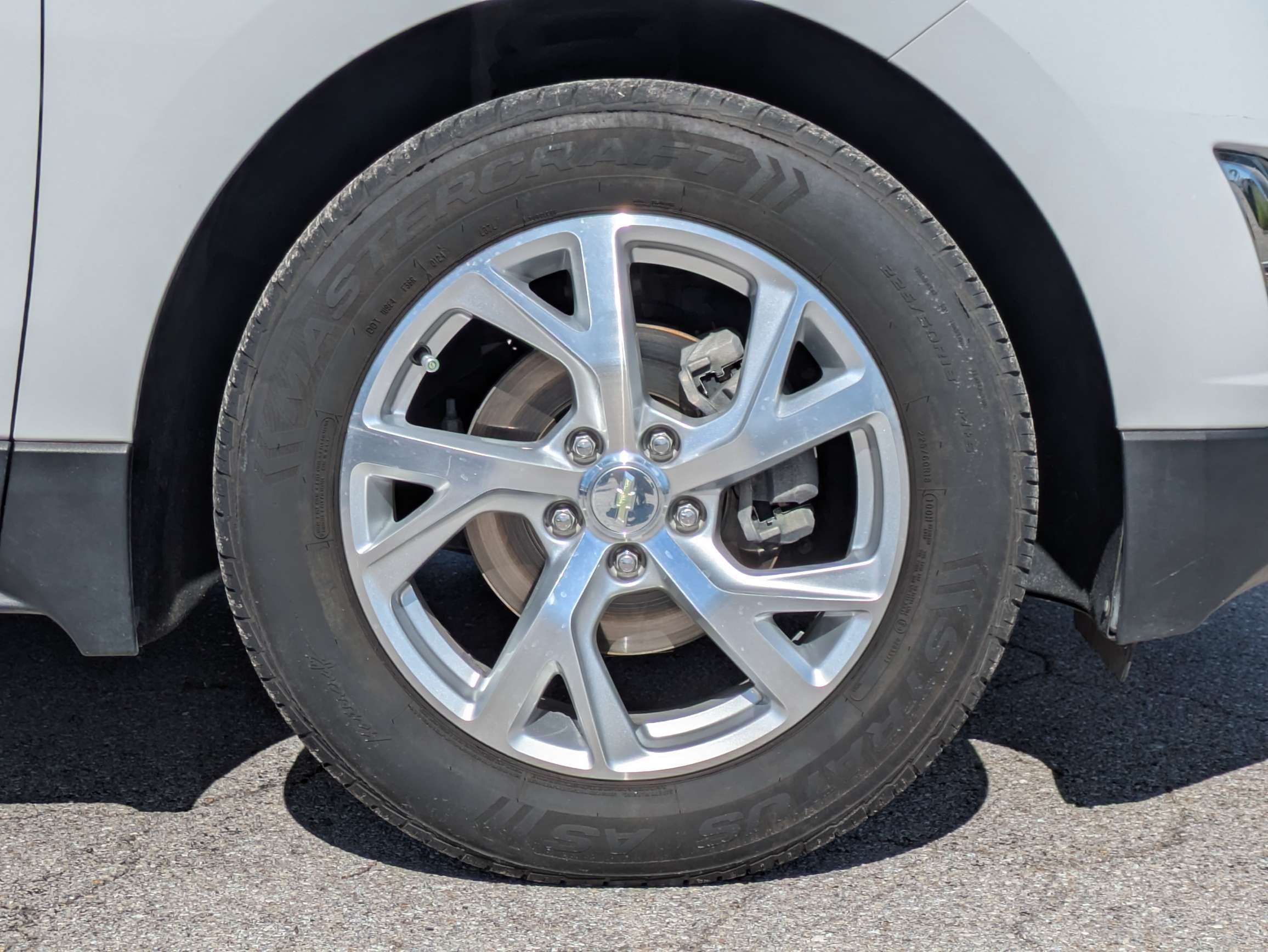 Used 2020 Chevrolet Equinox Premier FWD image 12