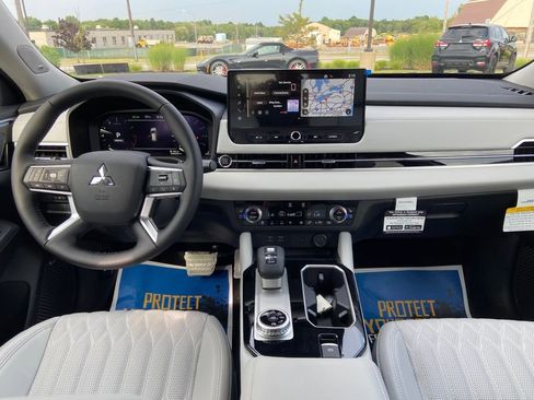 New 2026 Mitsubishi Outlander SEL AWD/4WD image 21