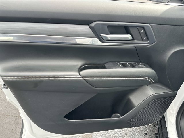 Used 2026 GMC Terrain Elevation AWD/4WD image 9