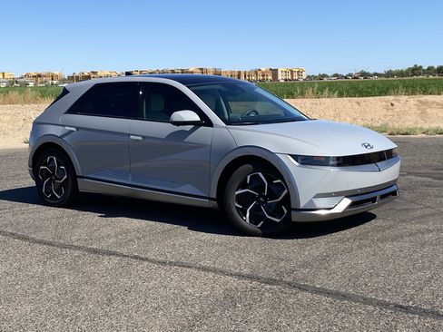 Certified 2023 Hyundai Ioniq 5 Limited RWD image 34
