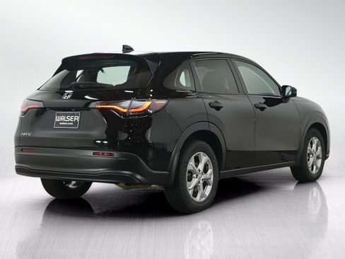 Used 2025 Honda HR-V LX image 5
