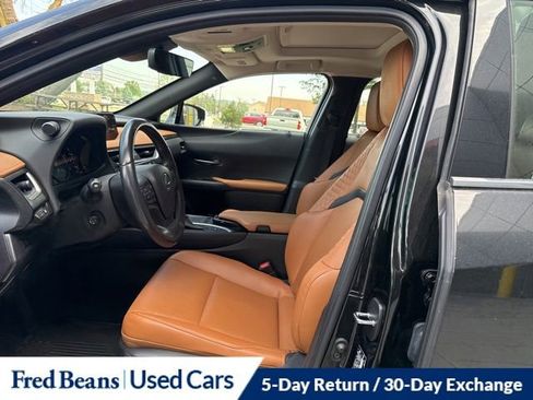 Used 2019 Lexus UX 250h w/ Cold Area Package AWD/4WD image 21