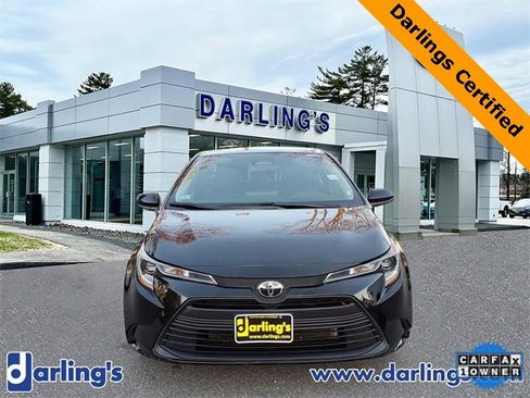 Used 2023 Toyota Corolla LE image 2