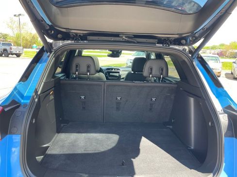 Used 2023 Chevrolet TrailBlazer RS w/ Sun and Liftgate Package FWD image 17