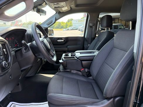 Used 2025 Chevrolet Silverado 1500 Custom w/ LPO, Dark Essentials Package AWD/4WD image 19