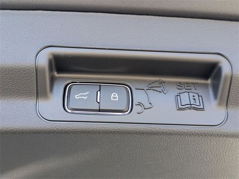 New 2026 Ford Explorer Active w/ Active Comfort Package image 31