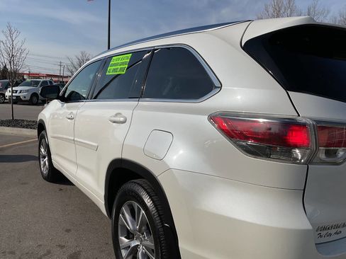 Used 2015 Toyota Highlander XLE image 5
