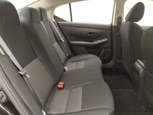 Used 2024 Nissan Sentra SV FWD image 19