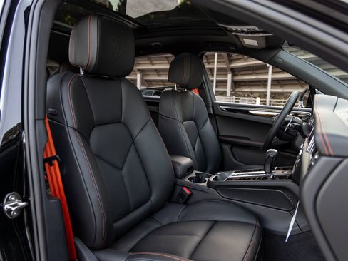 New 2026 Porsche Macan image 51