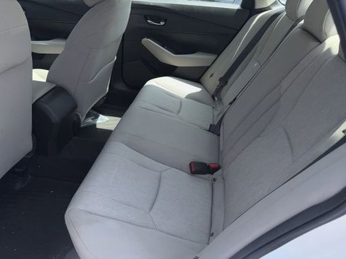 Used 2023 Honda Accord EX image 13