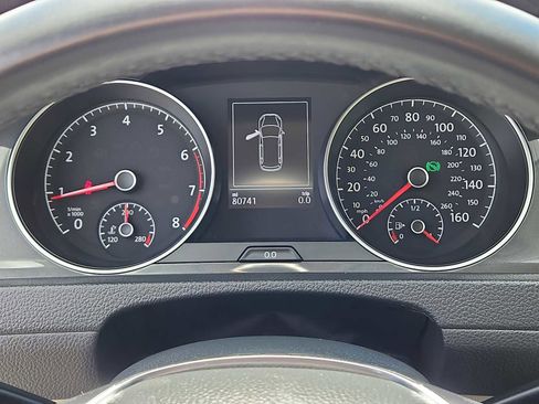 Used 2018 Volkswagen Golf SE FWD image 30