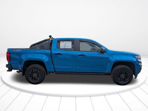 Used 2022 Chevrolet Colorado Z71 w/ LPO, Power Package AWD/4WD image 3
