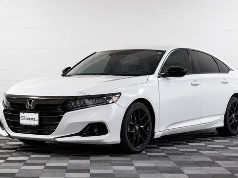 Used 2022 Honda Accord Sport image 1