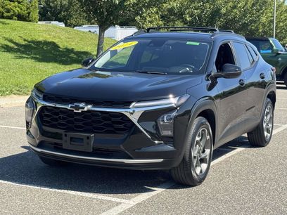 Used 2024 Chevrolet Trax LT w/ Driver Confidence Package