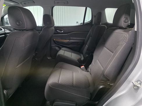 Used 2017 GMC Acadia SLE AWD/4WD image 10