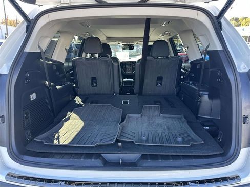 Used 2023 Subaru Ascent Onyx Edition image 8