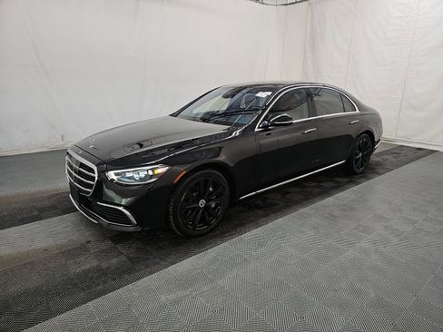 Used 2023 Mercedes-Benz S 500 4MATIC image 4