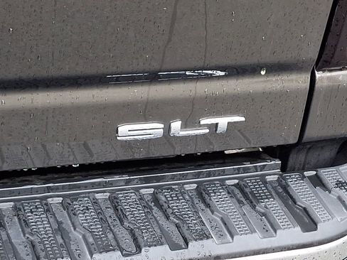 Used 2022 GMC Sierra 2500 SLT w/ SLT Premium Package image 30