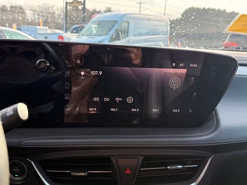 Used 2024 Buick Encore GX Sport Touring image 34