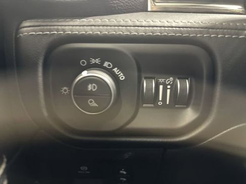 Used 2019 RAM 1500 Limited image 19