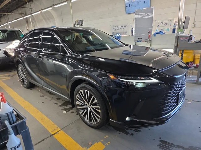 Used 2023 Lexus RX 350 Premium Plus w/ Accessory Package AWD/4WD image 4