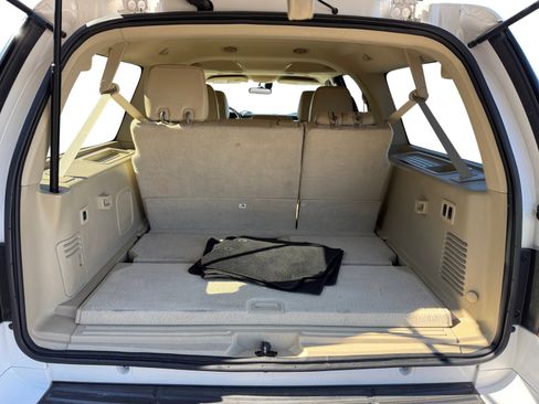 Used 2015 Ford Expedition EL Limited image 17