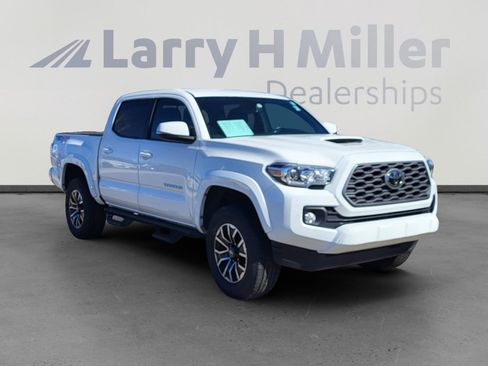 Used 2021 Toyota Tacoma TRD Sport w/ Technology Package image 7