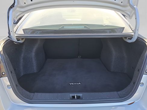 Used 2023 Nissan Versa SV image 28